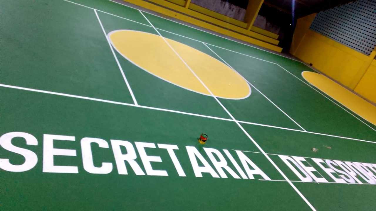 Camacã: Prefeitura faz manutenção de campos de futebol, pinturas em quadras e recebe jogos escolares